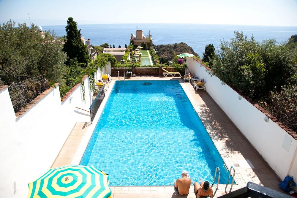 Hotel Ipanema Taormina Eksteriør billede